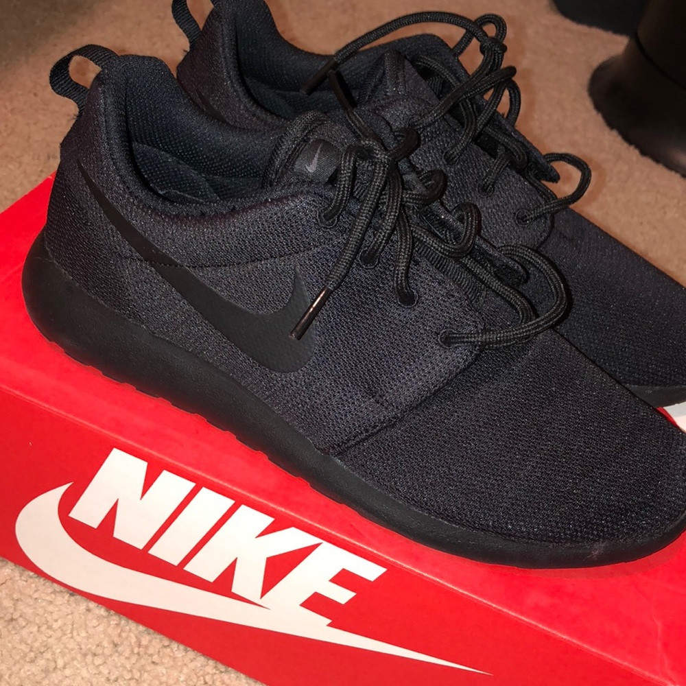 Nike Roshe one sneaker